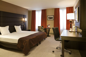 25hours Hotel Terminus Nord in Paris